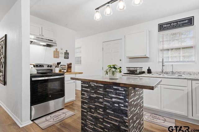 10124 County Road 280, Tyler, TX 75707