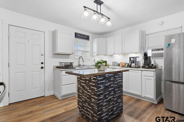 10124 County Road 280, Tyler, TX 75707