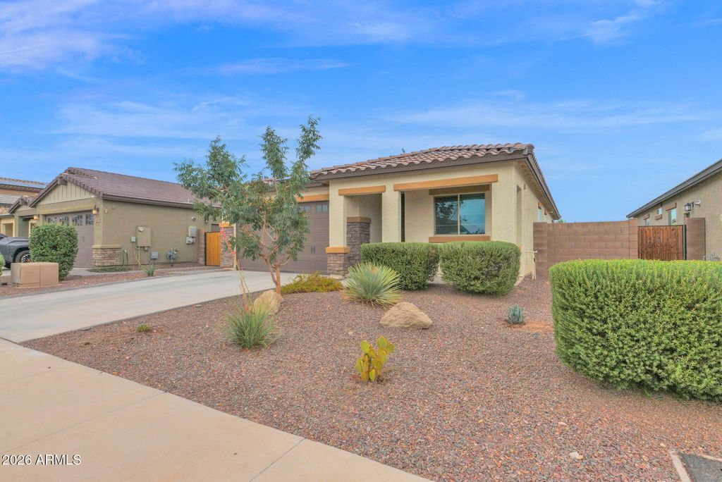 17420 W LAURIE Lane, Waddell, AZ 85355 — photo 3