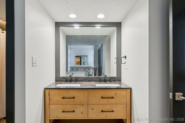 410 W 7th Street 244, Tulsa, OK 74119