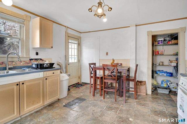 11 Addison Street, Bristol, CT 06010