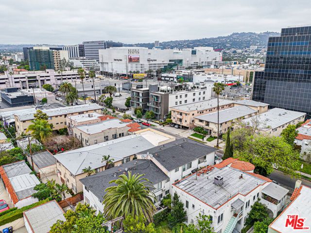 8436 Blackburn Avenue, Los Angeles, CA 90048