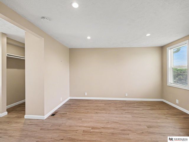 2307 Murray Road, Plattsmouth, NE 68048