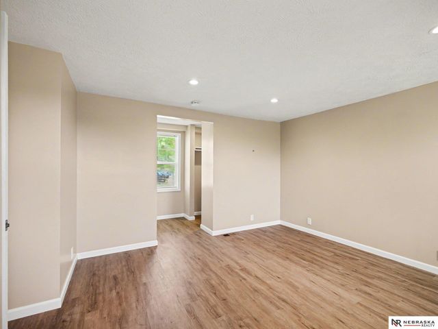 2307 Murray Road, Plattsmouth, NE 68048