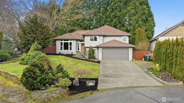 8124 Hidden Valley Drive SE, Lacey, WA 98503