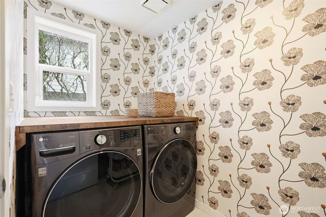 8124 Hidden Valley Drive SE, Lacey, WA 98503