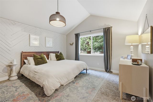 8124 Hidden Valley Drive SE, Lacey, WA 98503