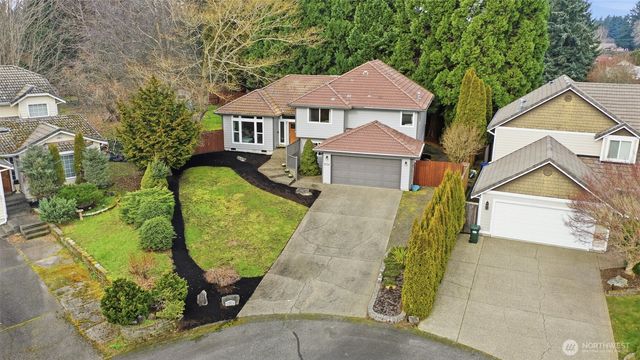 8124 Hidden Valley Drive SE, Lacey, WA 98503