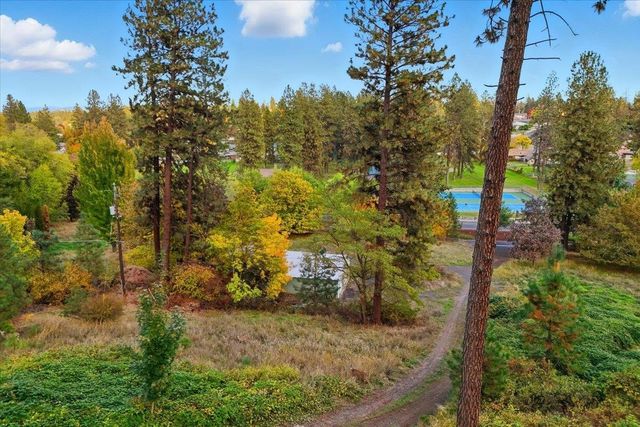 7507 N Country Homes Blvd, Spokane, WA 99208