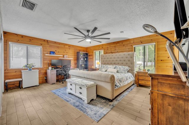 100 ROSS LAKE LANE, Sanford, FL 32771