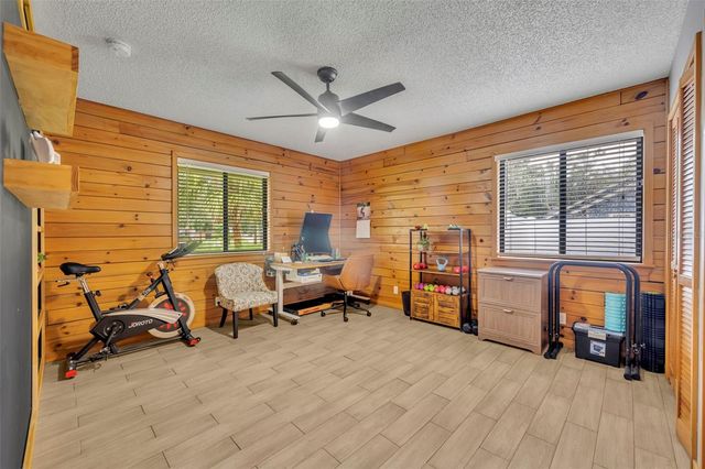 100 ROSS LAKE LANE, Sanford, FL 32771