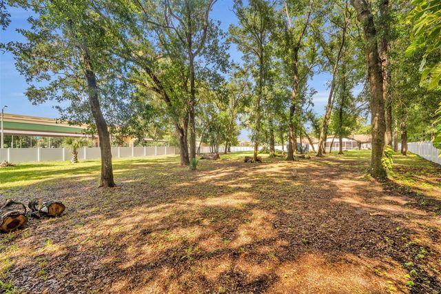 100 ROSS LAKE LANE, Sanford, FL 32771