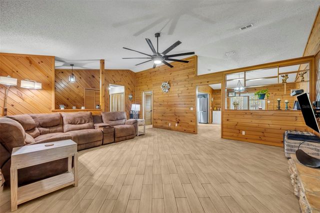 100 ROSS LAKE LANE, Sanford, FL 32771