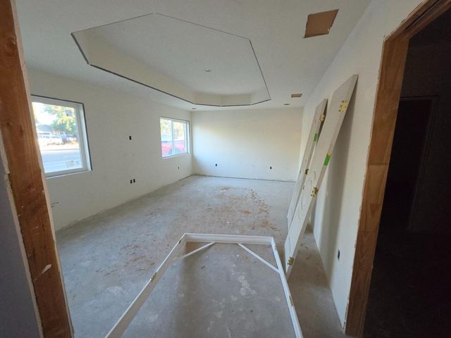 5829 Hillsdale Blvd, Sacramento, CA 95842