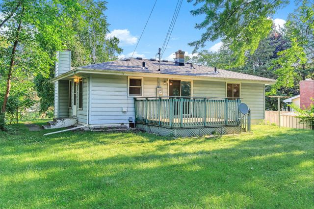 6481 Rath Drive, Woodbury, MN 55125