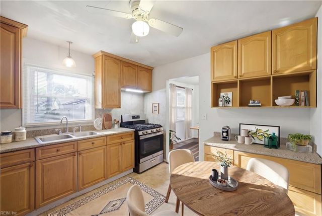 1424 Ramsey RD, Norfolk, VA 23503