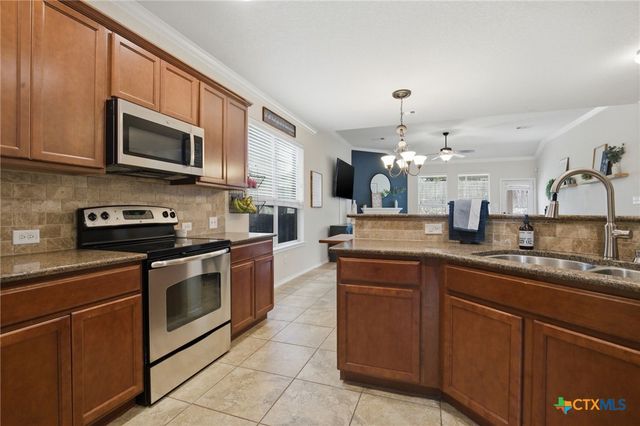 6321 Iris Run, New Braunfels, TX 78132