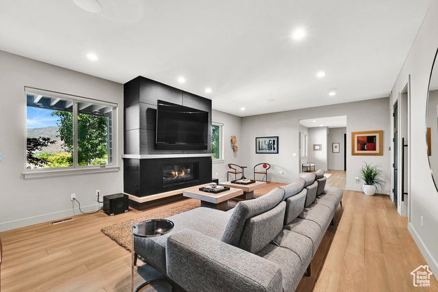 6339 E QUAIL LN, Huntsville, UT 84317