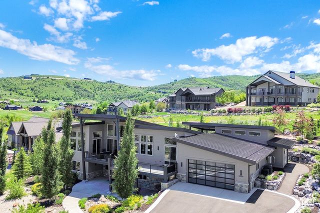 6339 E QUAIL LN, Huntsville, UT 84317