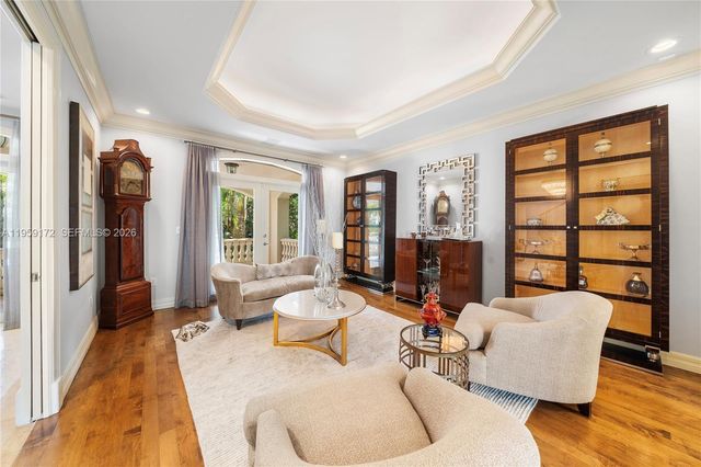 8400 SW 52nd Ave, Miami, FL 33143