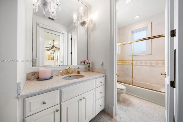 8400 SW 52nd Ave, Miami, FL 33143