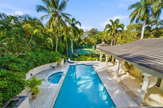 8400 SW 52nd Ave, Miami, FL 33143