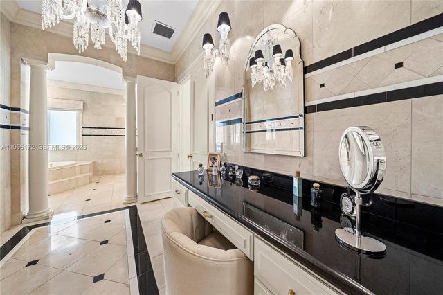 8400 SW 52nd Ave, Miami, FL 33143