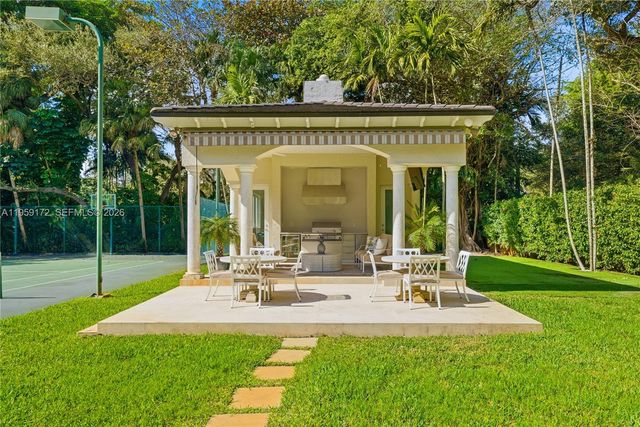 8400 SW 52nd Ave, Miami, FL 33143