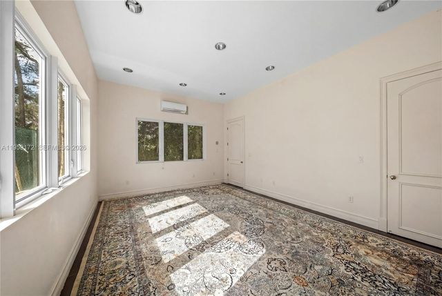 8400 SW 52nd Ave, Miami, FL 33143