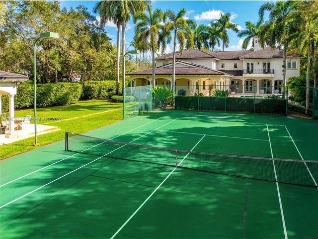 8400 SW 52nd Ave, Miami, FL 33143