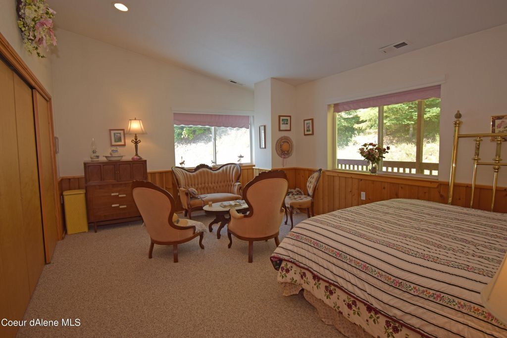 4456 W Side Rd, Bonners Ferry, ID 83805 photo 21