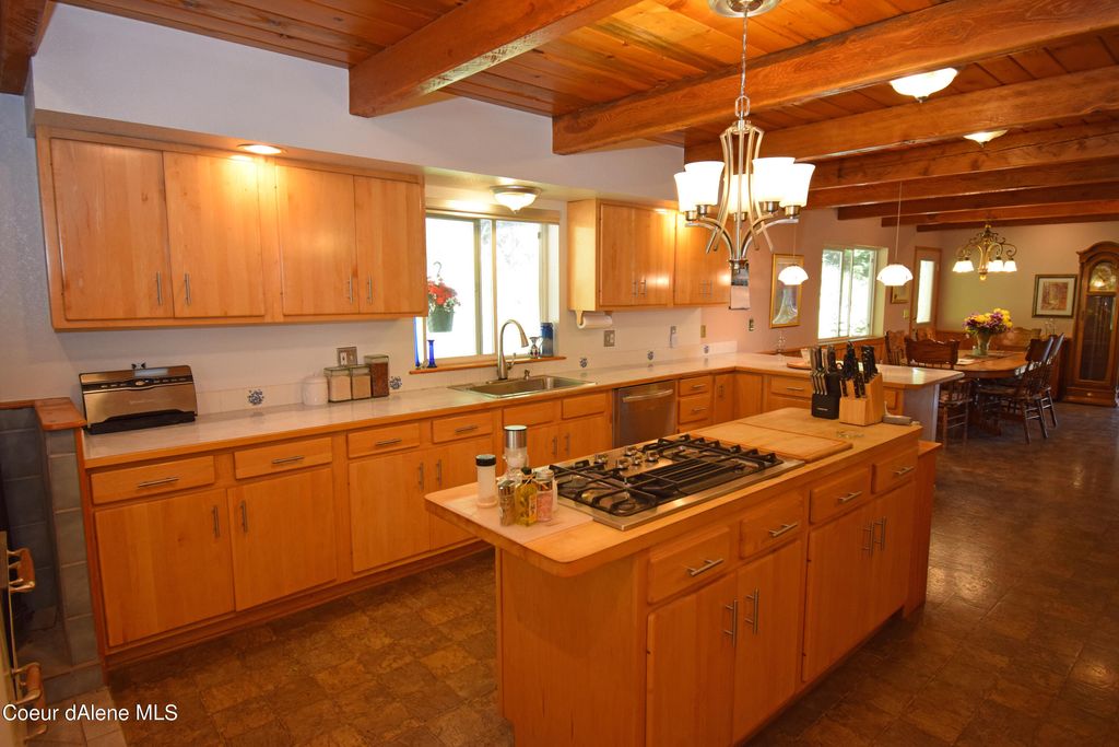 4456 W Side Rd, Bonners Ferry, ID 83805 photo 8