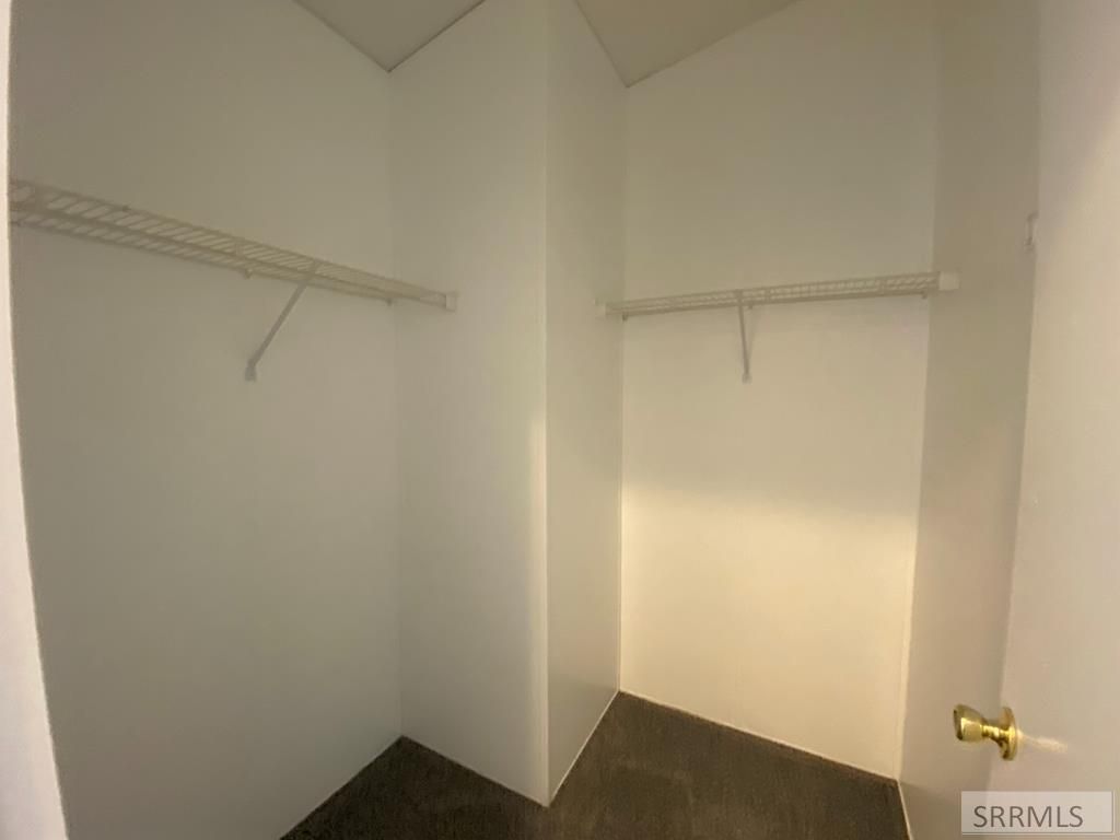 Image 16 of property listing at 194/196 W Center Street, Blackfoot, ID 83221