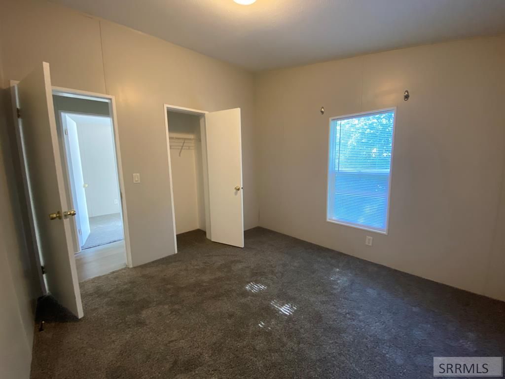 Image 18 of property listing at 194/196 W Center Street, Blackfoot, ID 83221