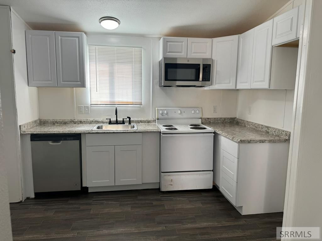 Image 25 of property listing at 194/196 W Center Street, Blackfoot, ID 83221