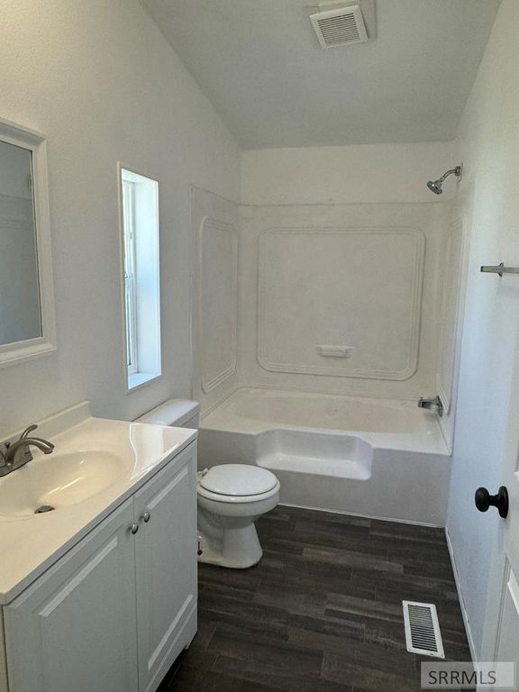 Image 35 of property listing at 194/196 W Center Street, Blackfoot, ID 83221