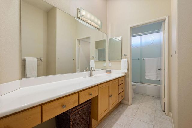 285 Kavenish Drive, Rancho Mirage, CA 92270