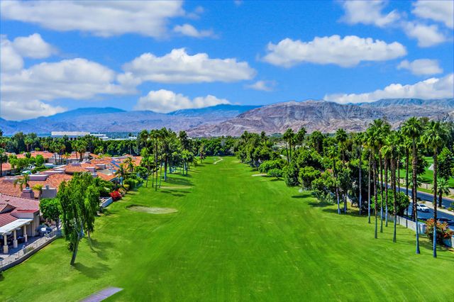 285 Kavenish Drive, Rancho Mirage, CA 92270