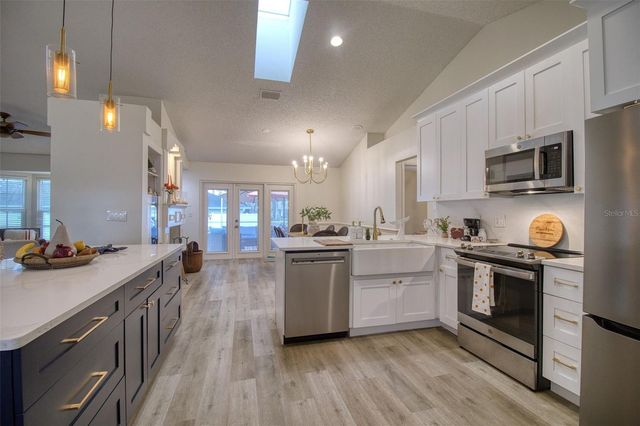 957 EDGEHILL DRIVE, Palm Harbor, FL 34684