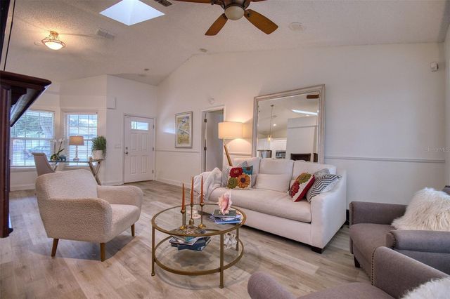 957 EDGEHILL DRIVE, Palm Harbor, FL 34684