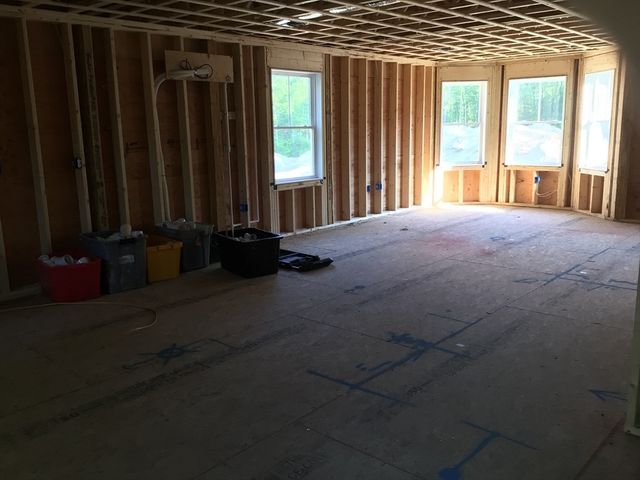 299 Quincy St, Building 2 3, Holbrook, MA 02343