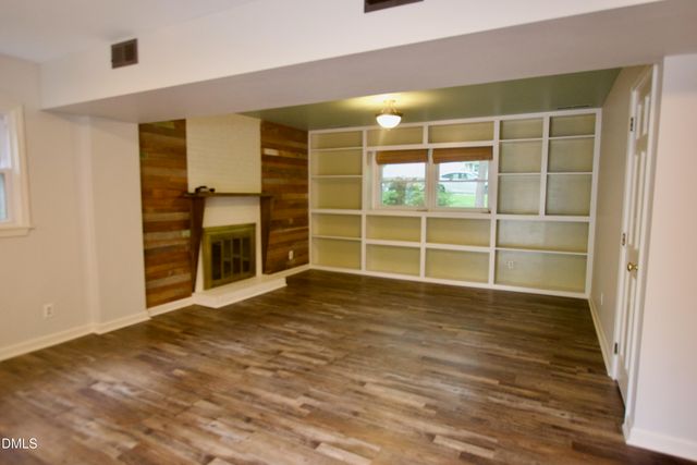1201 Sturdivant Drive, Cary, NC 27511