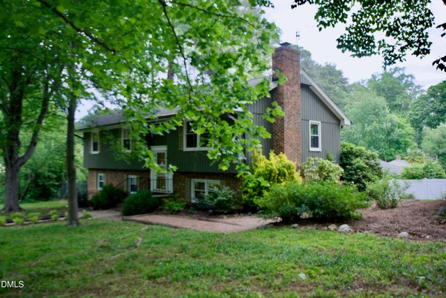 1201 Sturdivant Drive, Cary, NC 27511