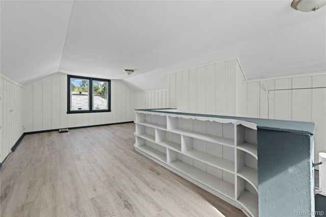 20052 Avon Avenue, Detroit, MI 48219