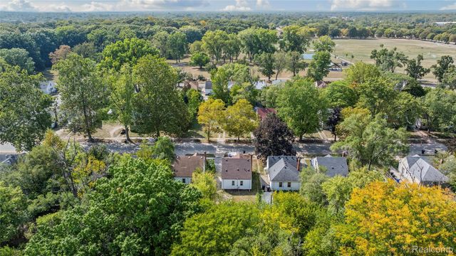 20052 Avon Avenue, Detroit, MI 48219