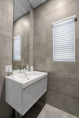 1310 Flamingo Way, Miami Beach, FL 33139