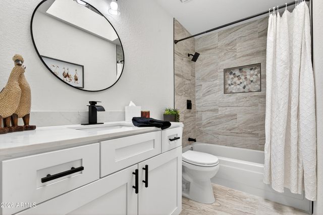 4558 E McNeil Street, Phoenix, AZ 85044