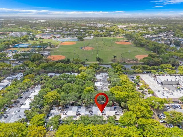 6448 Windmill Gate Rd, Miami Lakes, FL 33014