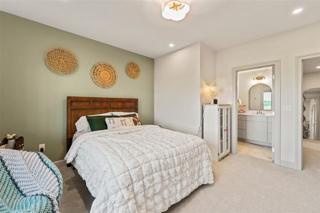 624 Xavier Place, Ames, IA 50014