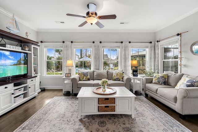 2647 Henagan Ln., Myrtle Beach, SC 29588